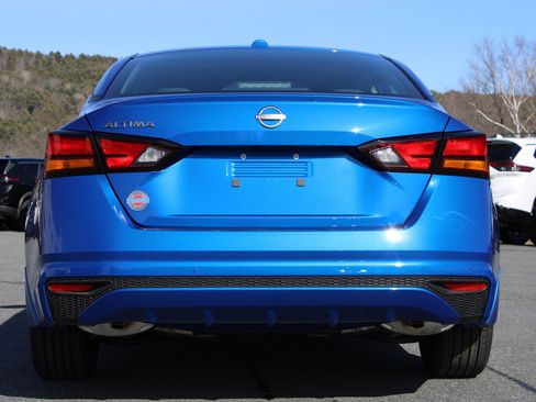 New 2025 Nissan Altima 2.5 SV FWD image 7