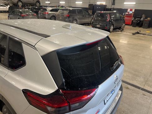 Certified 2023 Nissan Rogue SV image 34