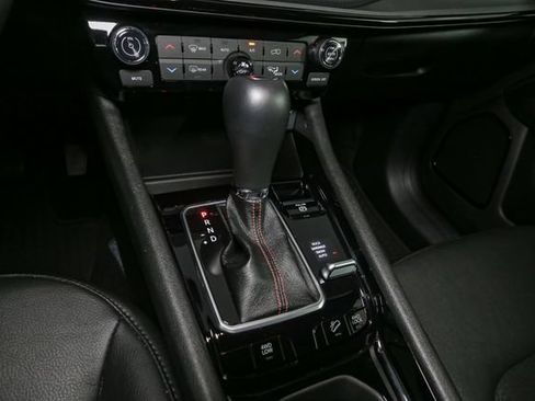 Used 2026 Jeep Compass Trailhawk AWD/4WD image 29