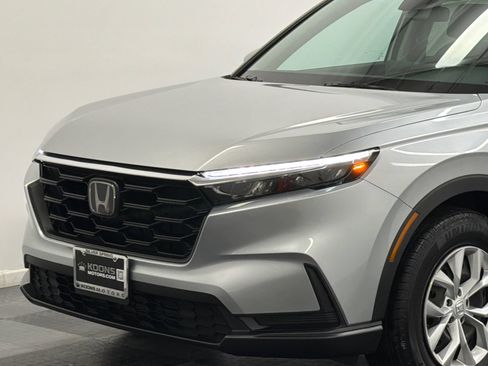 Used 2026 Honda CR-V LX image 2