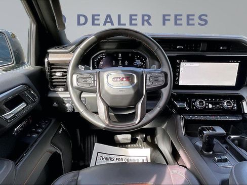 Used 2024 GMC Sierra 1500 AT4 AWD/4WD image 9
