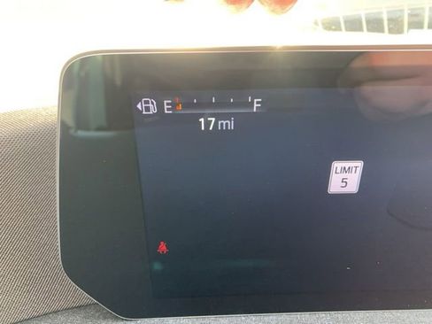 New 2025 Ford Expedition Active image 14