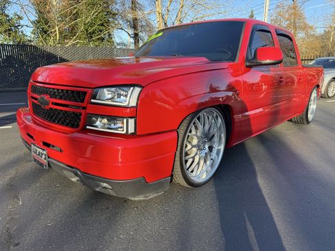 Used 2006 Chevrolet Silverado 1500 LT w/ Light Duty Power Package image 1