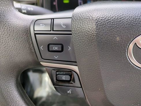 Used 2025 Toyota Camry LE image 22