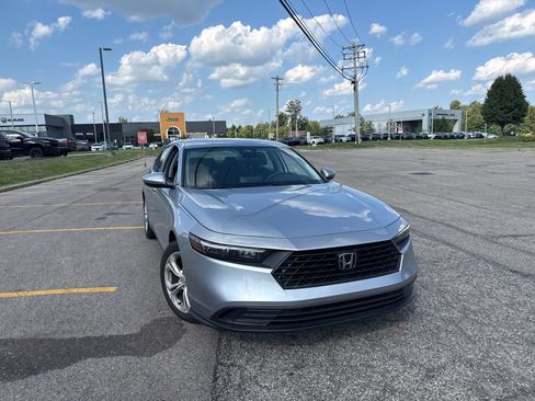 Used 2025 Honda Accord LX image 20