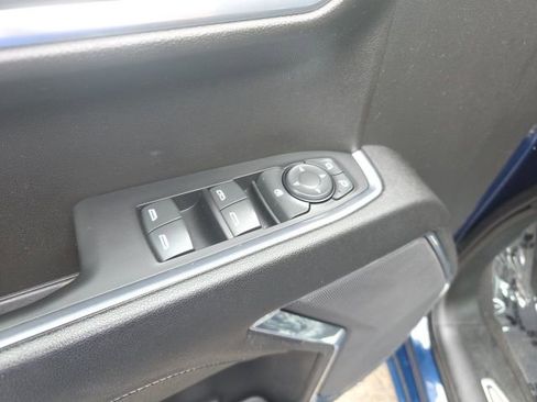 Used 2023 Chevrolet Silverado 1500 LT AWD/4WD image 20