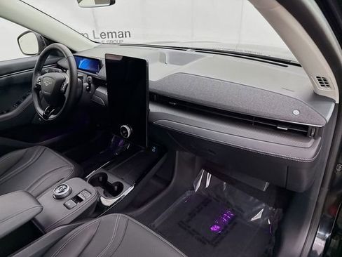 Used 2024 Ford Mustang Mach-E Premium image 30