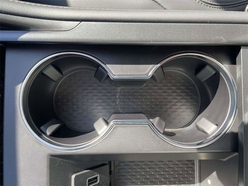 New 2026 Lincoln Nautilus Premier image 18