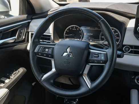 Used 2022 Mitsubishi Outlander SEL FWD image 12