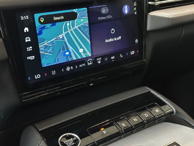 Certified 2025 Lincoln Navigator Reserve AWD/4WD image 22