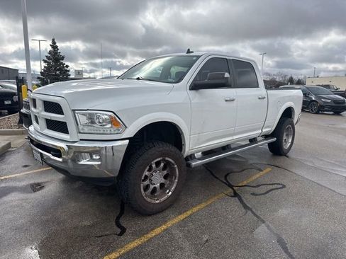 Used 2015 RAM 2500 Laramie image 2