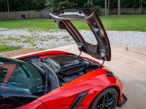 Used 2019 Chevrolet Corvette ZR1 image 16