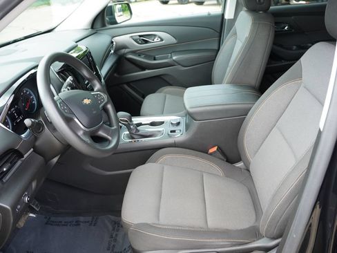 Used 2021 Chevrolet Traverse LS AWD/4WD image 15