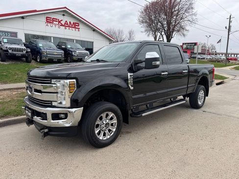 Used 2018 Ford F250 Lariat w/ Chrome Package AWD/4WD image 1