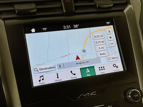 Used 2019 Ford Fusion SE image 13