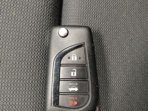 Used 2024 Toyota Corolla LE FWD image 32