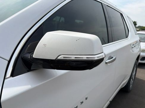 Used 2020 Chevrolet Traverse Premier AWD/4WD image 7