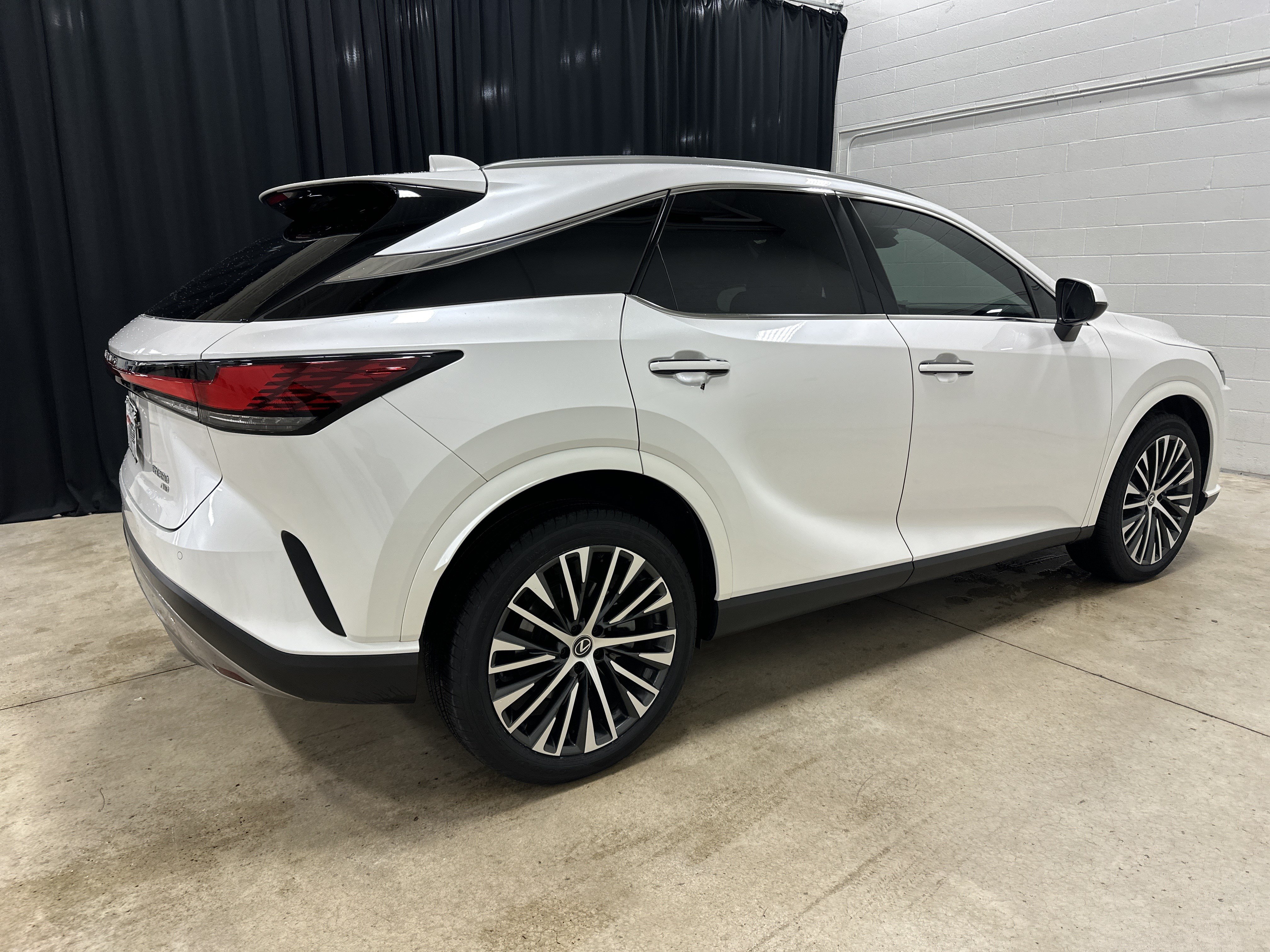 Certified 2023 Lexus RX 350 Premium Plus w/ Accessory Package (Z1) AWD/4WD image 10
