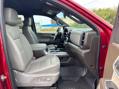 Used 2023 Chevrolet Silverado 1500 LTZ AWD/4WD image 29