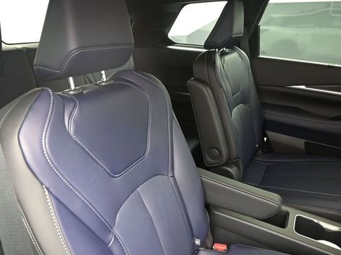 New 2026 INFINITI QX60 Sport w/ Dark Cargo Package image 39