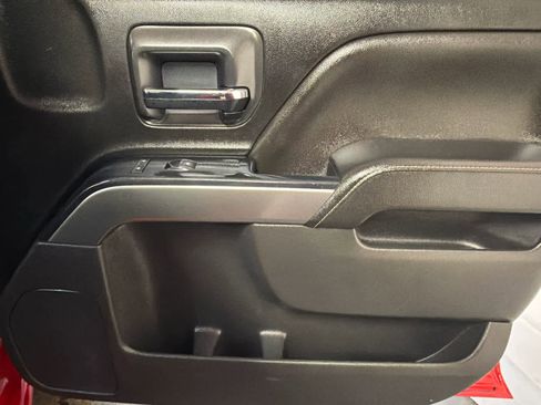 Used 2018 Chevrolet Silverado 1500 LT w/ All Star Edition image 24