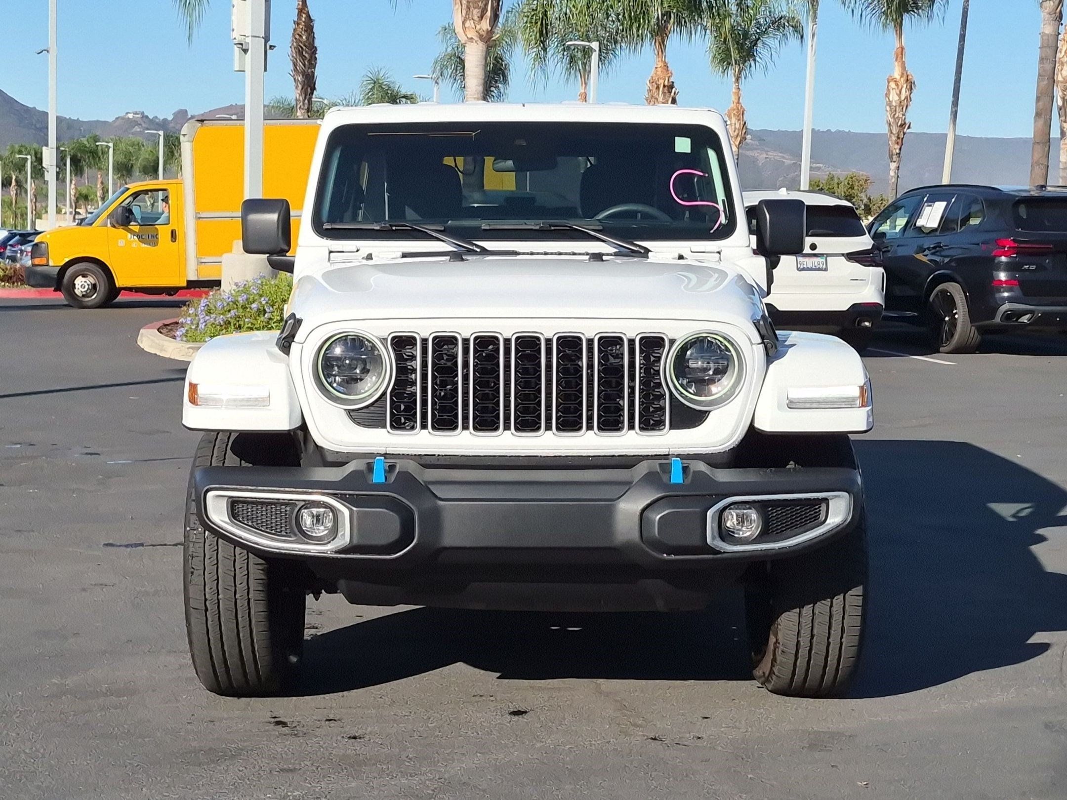 Used 2024 Jeep Wrangler Unlimited Sahara AWD/4WD image 3