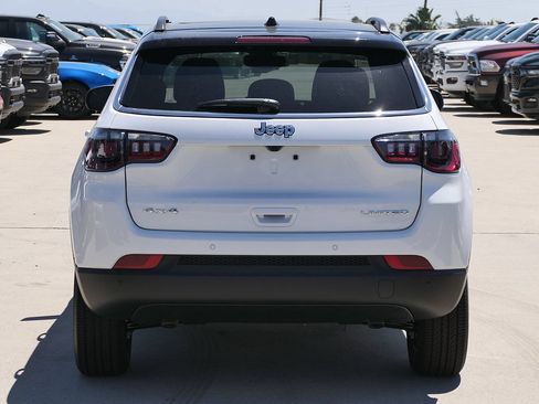 New 2026 Jeep Compass Limited w/ Sun, Sound & Navigation Group AWD/4WD image 5