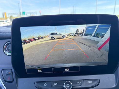 Used 2025 Chevrolet Blazer LT image 20