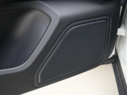 Used 2020 Porsche Macan image 36