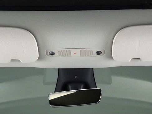 Used 2025 Tesla Model Y Long Range image 62