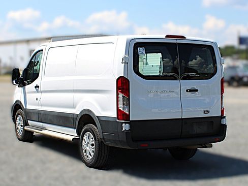 Used 2025 Ford Transit 250 Low Roof w/ Exterior Upgrade Package RWD image 4