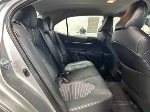 Used 2021 Toyota Camry SE w/ Cold Weather Package AWD/4WD image 17