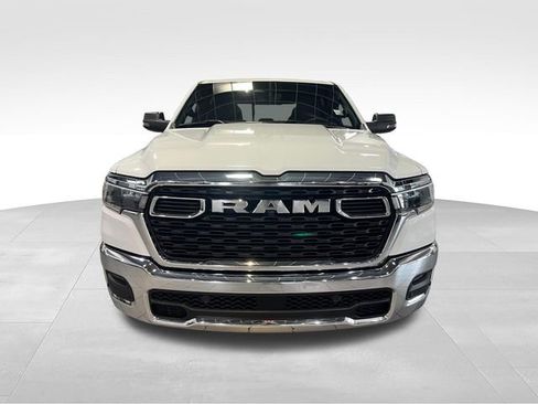 Used 2025 RAM 1500 Big Horn AWD/4WD image 2