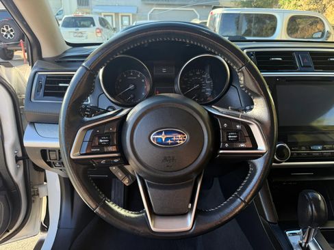 Used 2019 Subaru Outback 2.5i Premium w/ Popular Package #2 AWD/4WD image 28