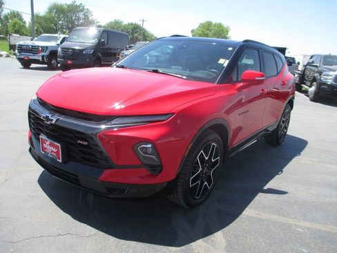 Used 2024 Chevrolet Blazer RS w/ Driver Confidence II Package AWD/4WD image 12