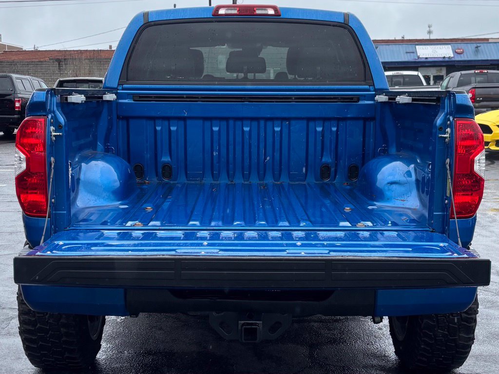 Used 2018 Toyota Tundra Limited w/ Limited Premium Package AWD/4WD image 10