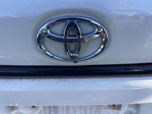 Used 2021 Toyota Corolla LE FWD image 10