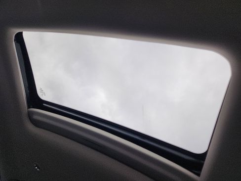 New 2026 Honda HR-V EX-L image 11