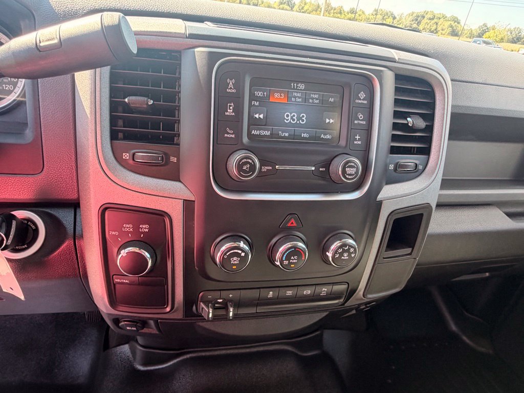 Used 2016 RAM 2500 Tradesman w/ Chrome Appearance Group AWD/4WD image 29