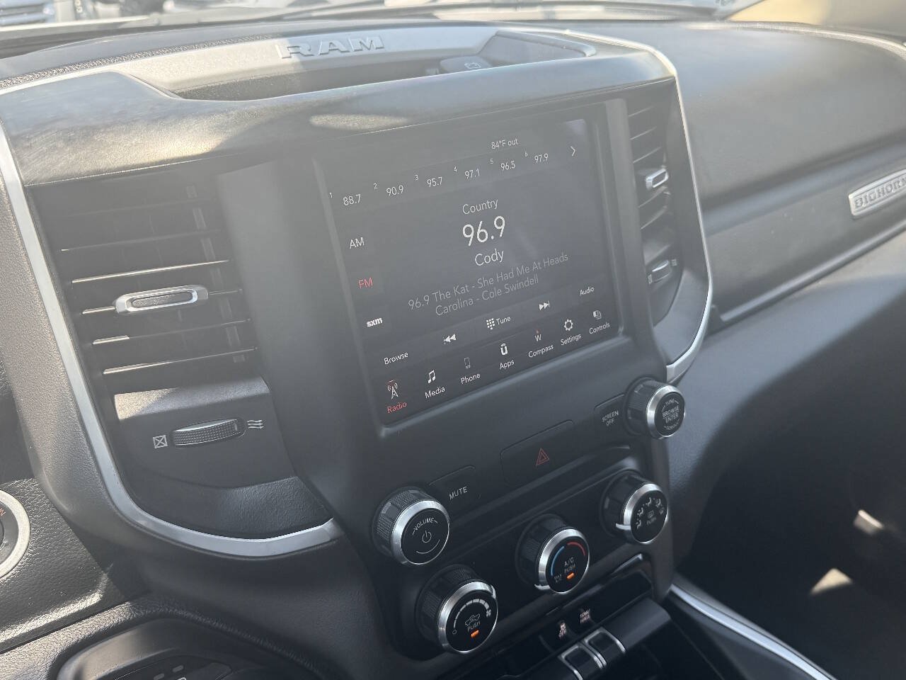 Used 2021 RAM 1500 Big Horn RWD image 16