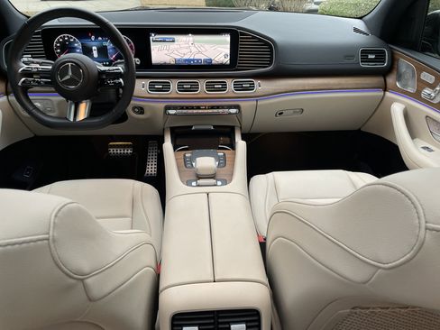 Certified 2025 Mercedes-Benz GLS 450 4MATIC w/ AMG Line Exterior image 26