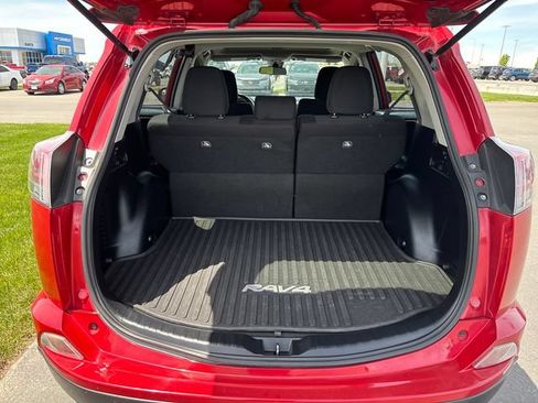 Used 2017 Toyota RAV4 XLE w/ All Weather Liner Package AWD/4WD image 25