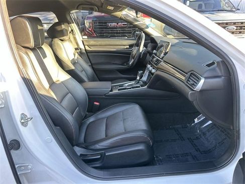 Used 2019 Honda Accord Sport image 25
