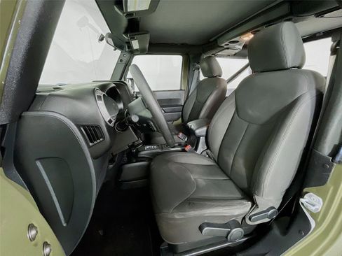 Used 2015 Jeep Wrangler Sport image 22