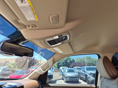 Used 2020 RAM 1500 Laramie AWD/4WD image 24