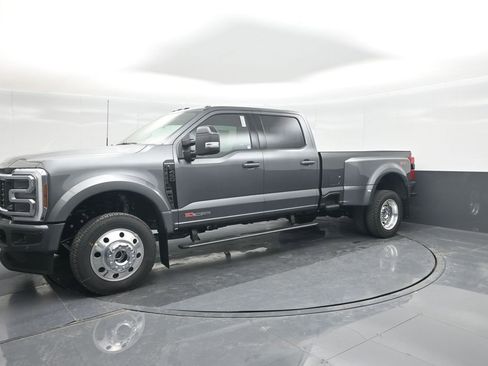 New 2026 Ford F450 Platinum image 33