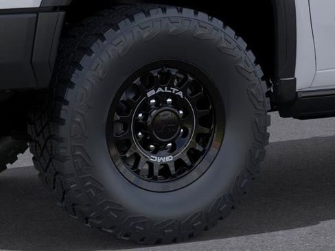 New 2026 GMC Sierra 2500 AT4X w/ AT4X AEV Edition AWD/4WD image 33