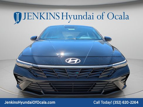 New 2026 Hyundai Elantra Sport FWD image 10