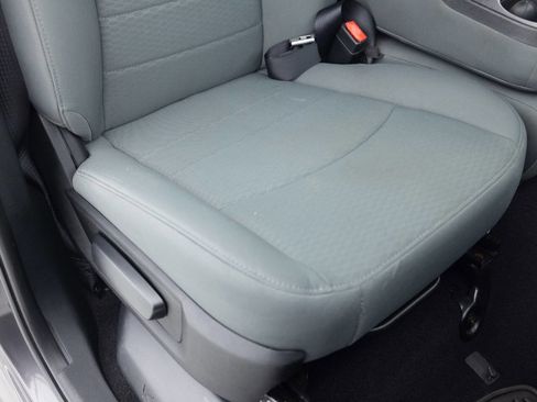 Used 2018 RAM 1500 Express w/ Express Value Package image 29