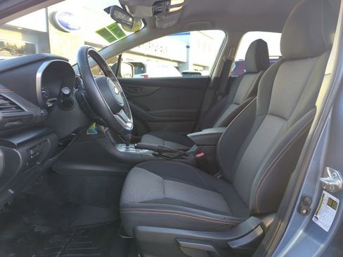 Used 2021 Subaru Crosstrek 2.0i Premium image 13